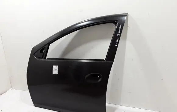 Dacia Sandero Front door 801012479R