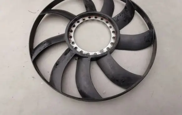 Audi 100 S4 C4 Fan impeller 4A0121301