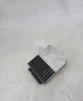 Mercedes-Benz ML W164 Sound amplifier A2518209589