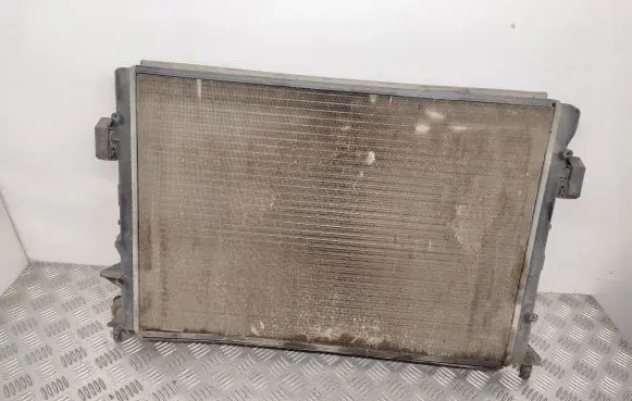 Coolant radiator