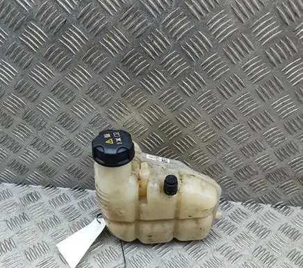 BMW 2 F44 Coolant expansion tank/reservoir 8687503 7617362