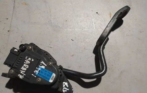 Seat Alhambra (Mk1) Accelerator throttle pedal 7M1723507A