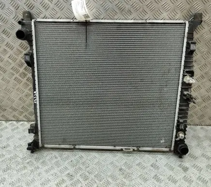 Coolant radiator