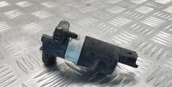 Renault Latitude (L70) Windscreen/windshield washer pump 8200031805