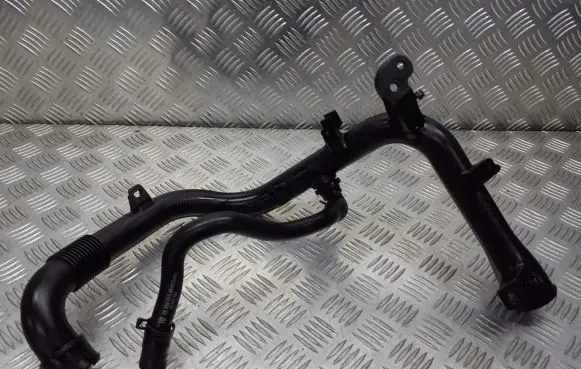 Opel Corsa C Coolant pipe/hose 55560952