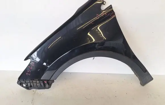Toyota RAV 4 (XA40) Fender