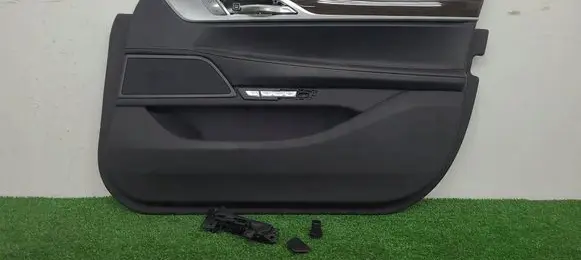 BMW 7 G11 G12 Front door card panel trim 15583041