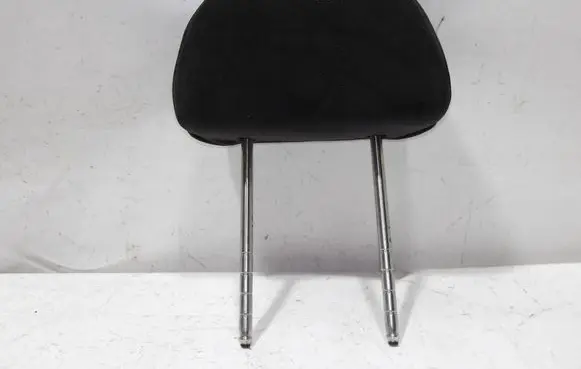 Volkswagen PASSAT B5.5 Front seat headrest VWPB5