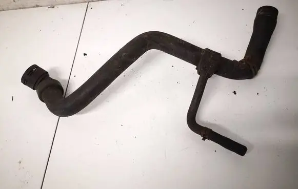 Volkswagen PASSAT B5 Engine coolant pipe/hose 4B0121101E
