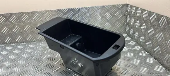 BMW X3 F25 Glove box 105022979