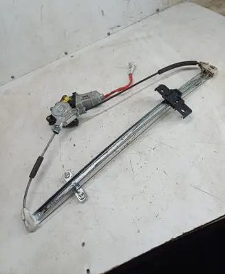 Suzuki Grand Vitara I Rear door window regulator with motor 8353065D00 0621008930