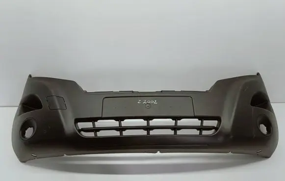 Nissan NV400 Front bumper 620225863R Z2002 620223048R