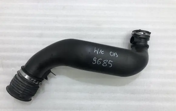 Jeep Grand Cherokee (WK) Intercooler hose/pipe 