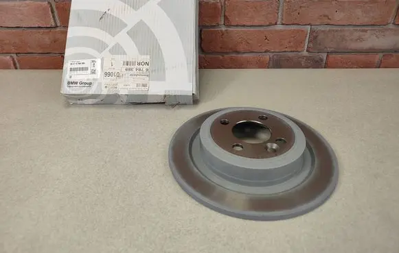 Mini One - Cooper Clubman R55 Rear brake disc 6784389