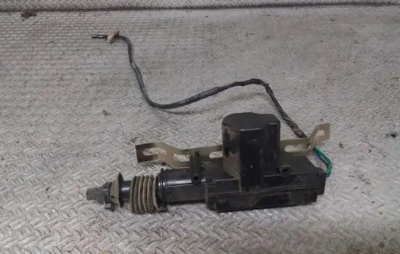 Renault Thalia II Central locking motor 