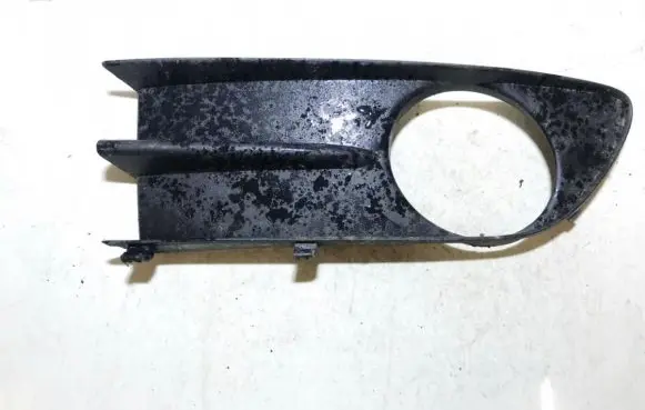 Renault Laguna II Front bumper lower grill 000009745