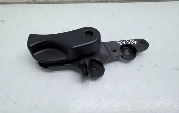 BMW 1 E81 E87 Engine bonnet (hood) release handle 9150273 7058117
