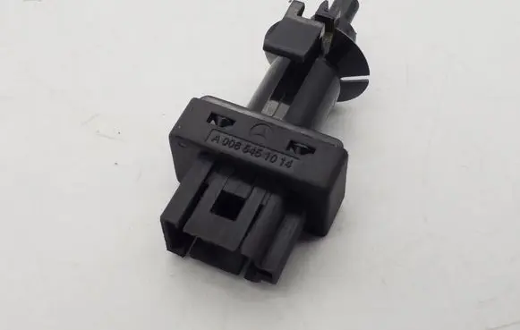 Mercedes-Benz Sprinter W906 Clutch pedal sensor A0065451014