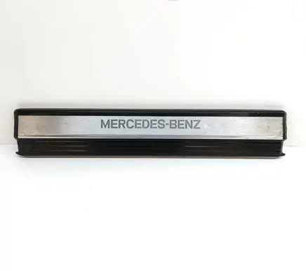 Mercedes-Benz S W140 Front sill trim cover A1406800535