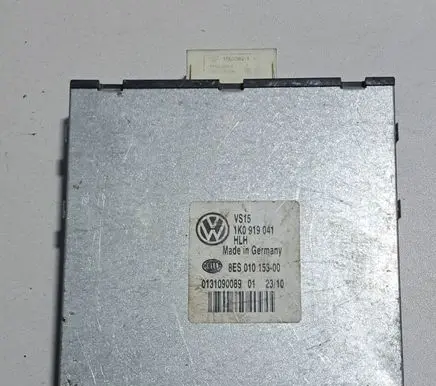 Volkswagen Golf VI Other control units/modules 1K0919041 8ES01015300 0131090089