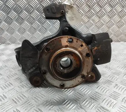 Mercedes-Benz Sprinter W907 W910 Front wheel hub A9103322400