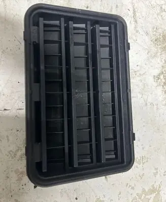 BMW X3 F25 Quarter panel pressure vent 6962293