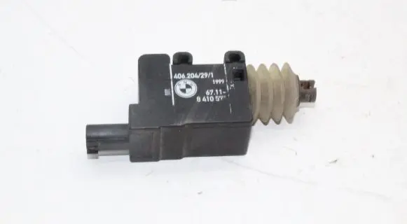BMW Z3 E36 Fuel tank cap lock 8410575