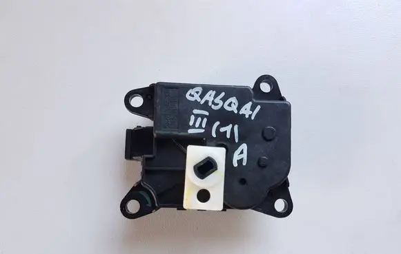 Nissan Qashqai J12 Air flap motor/actuator 277326RF1A