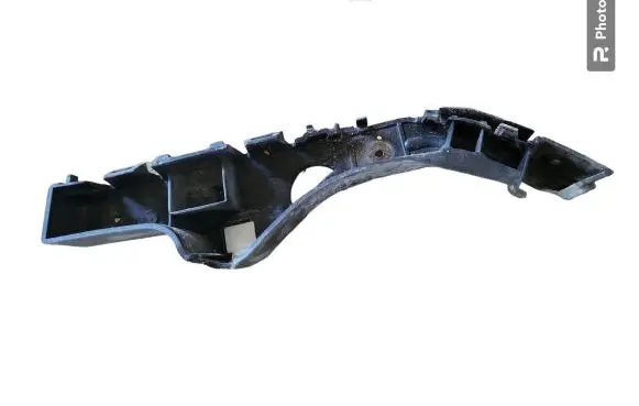 Chevrolet Captiva Front bumper mounting bracket 22747920