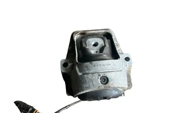 Audi A5 Sportback 8TA Engine mount bracket