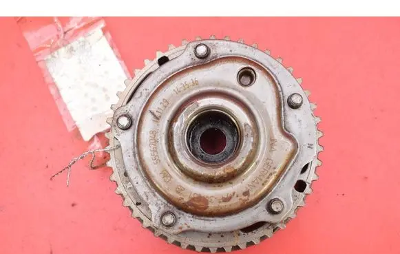 Opel Zafira B Crankshaft pulley 55567048