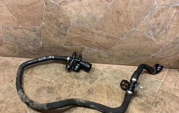 BMW X5 F15 Engine coolant pipe/hose 8513834