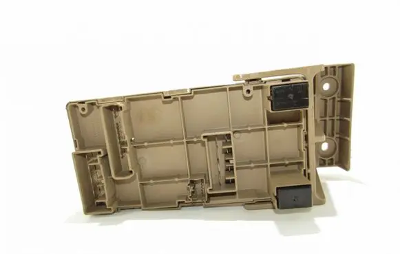 Subaru Forester SH Fuse module 82001FG010
