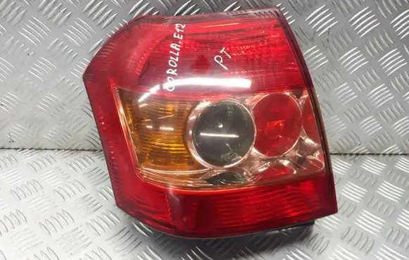 Toyota Corolla E120 E130 Rear/tail lights set 81550-02300