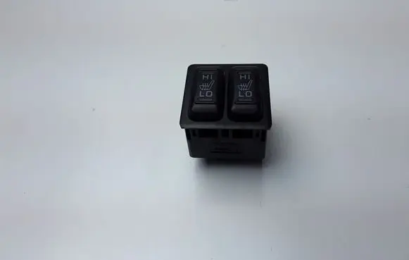Mitsubishi L200 Seat heating switch 8610A114