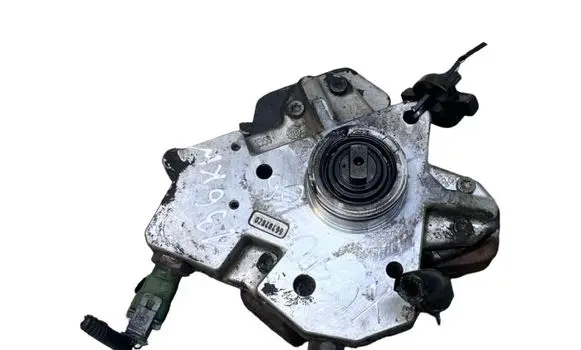 Volvo XC70 Fuel injection high pressure pump 8692521 0445010111 024992
