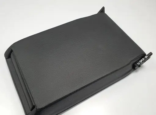 Mercedes-Benz C W203 Rear seat armrest 