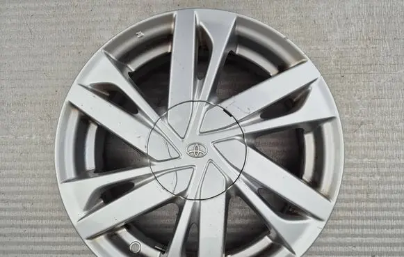 Toyota Aygo AB40 R15 alloy rim 426110H040