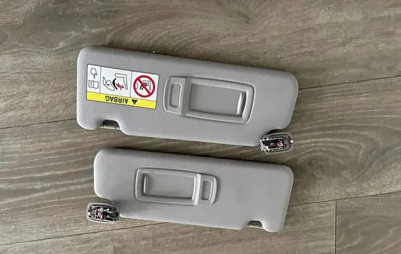 BMW 2 F44 Sun visor