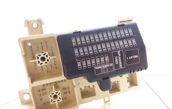 Jaguar S-Type Fuse box set 1R8T14A067AB