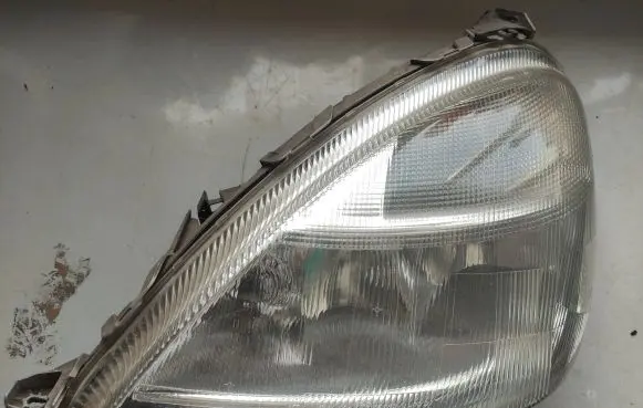 Mercedes-Benz A W168 Headlight/headlamp A1688200961 0301152211