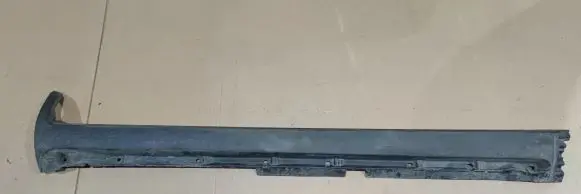 Volvo XC70 Sill 30698371