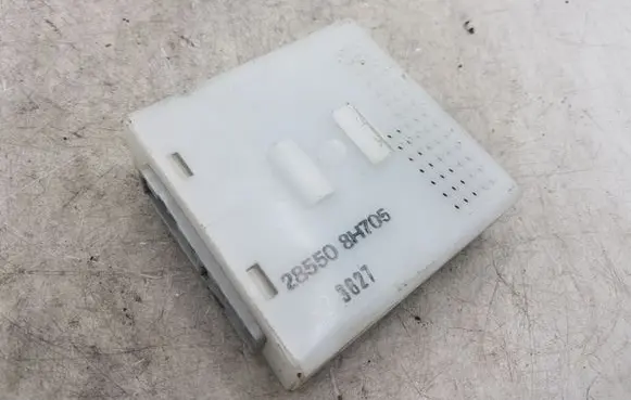 Nissan X-Trail T30 Other control units/modules 288508H705 3627