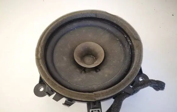Volvo V70 Front door speaker 30657444