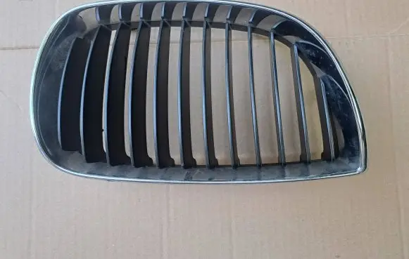 BMW 1 E81 E87 Front grill 71286149 70771309