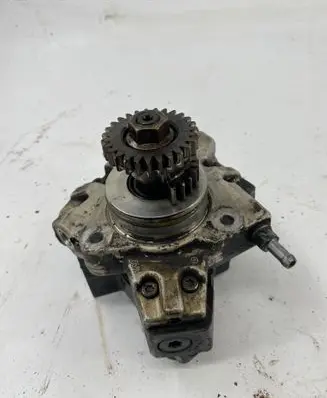 Mercedes-Benz GL X164 Fuel injection high pressure pump A6290700001 08463 0445010117