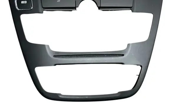Opel Insignia A Radio/GPS head unit trim 22759486 6130121004