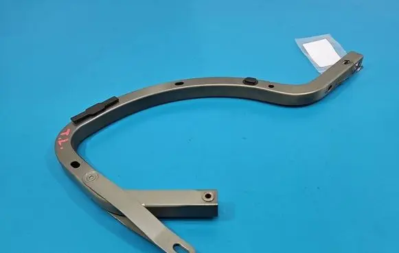Toyota Corolla E210 E21 Tailgate/trunk/boot hinge IMPRK1576440