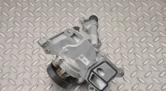 Mini One - Cooper Coupe R56 Water pump 232801