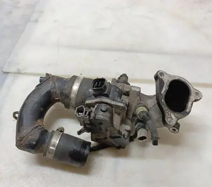 Toyota Avensis Verso Throttle valve 27020